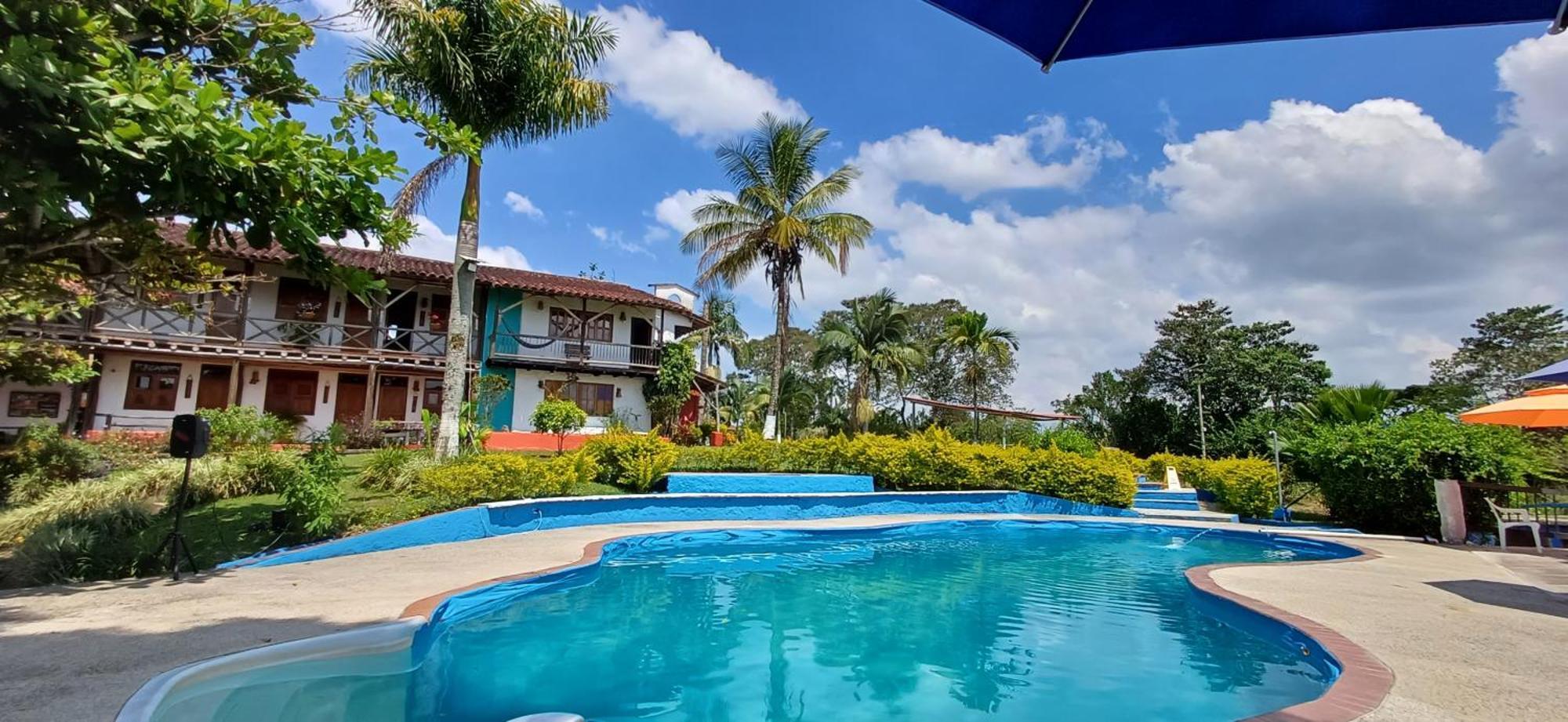Finca Hotel Palmas Frente A Panaca Quimbaya Esterno foto